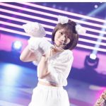 乃木坂46 秋元真夏、猫語で話題となった『Out of the blue』猫コスプレを公開！