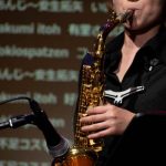 生配信ライブin日本橋アゴラカフェを終えたサックスプレイヤー中村有里、クリエイター菅生健人、MC池永亜美からコメントが到着