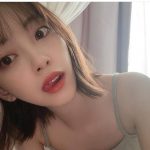堀未央奈、キャミソール姿でドアップ写真を大胆公開！