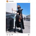 レースクイーン・南真琴が、「女魔王さまー」なブラックコスチュームで絶対領域を披露！