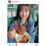 NMB48 川上千尋、唐揚げをパクリと食べるデート風写真が可愛すぎる！