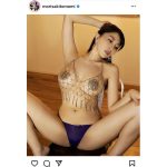 森咲智美、芸術的“M字開脚”でファン悩殺