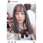 岡田佑里乃、制服で魅せる透明素肌に釘付け！