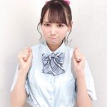 鈴原りこ、たわわ美乳を見せつけ！キメ顔と笑顔のON・OFFショット公開
