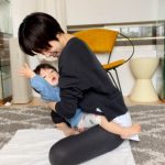 MIOが語る「表現することから離れた真っ白な自分に色付けしたいと思い、ベビーヨガとベビーマッサージの資格を取得した。」