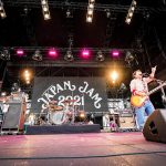 【ライブレポート】サンボマスターがSKY STAGEを熱狂の渦に！「ルールを守って心で叫ぶんだ」＜JAPAN JAM 2021＞