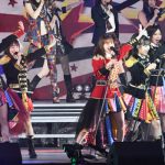 大島優子、峯岸みなみ卒コンにサプライズ登場！『ヘビーローテーション』をセンターで熱唱！