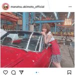 乃木坂46 秋元真夏、マスタング コンバーチブルと2ショット『ごめんねFingers crossed』のMVオフショットが話題