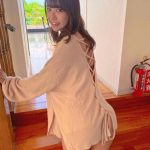 「#2i2（ニーニ）」天羽希純、「全部気になる」見返り美人ショットに歓喜の声！