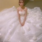 明日花キララ、圧倒的な美を放つウェディングショットに反響ぞくぞく！