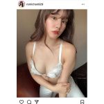 澄川れみ、美バスト大胆見せのセクシーポーズ！