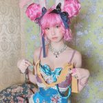 えなこ、新作写真集の“おしゃかわ”オフショットに絶賛の声