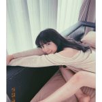 源藤アンリ、美肌&美脚披露のポートレートにうっとり