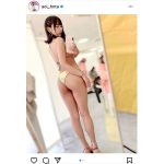 日向葵衣、引き締まった美尻に注目のバックショット公開！