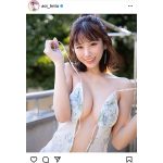 日向葵衣、弾ける美乳と満面の笑顔にきゅん！