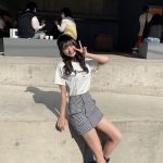 NMB48 清水里香、夏っぽい爽やかタイトスカートでセクシーな太ももを披露！「里香ちゃん天才」