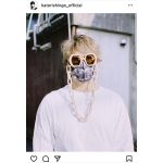 香取慎吾、チェーン付きのデカサングラスに反響ぞくぞく！