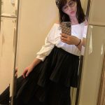 金子智美、最新イメージ作品から手ブラショット解禁！