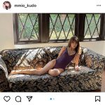 工藤美桜、自然光に照らされた美脚に歓喜の声！「大人の色気で素敵です！」