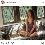 工藤美桜、自然光に照らされた美脚に歓喜の声！「大人の色気で素敵です！」