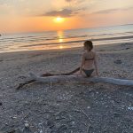 #ババババンビ 水湊みおのセンチメンタルな夕陽バックショットに反響！