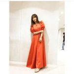 夏菜、愛犬との２ショットが微笑ましい