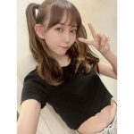 SKE48 野島樺乃、“通常運転”のお腹出しレッスン着がセクシー過ぎると話題！