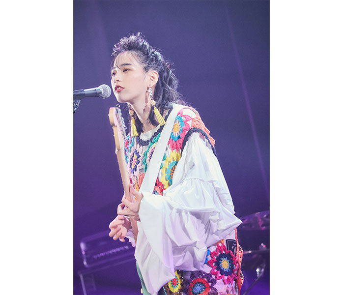 のん、1周年を迎えた無観客配信ライブ開催！第1部はアコースティックでまったり配信