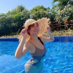 佐野真彩、麦わら帽子からこぼれる笑顔がまぶしい！「可愛い過ぎる、女神だ」