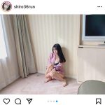 NMB48 白間美瑠、美脚見せつけのセクシーグラビアで悩殺！