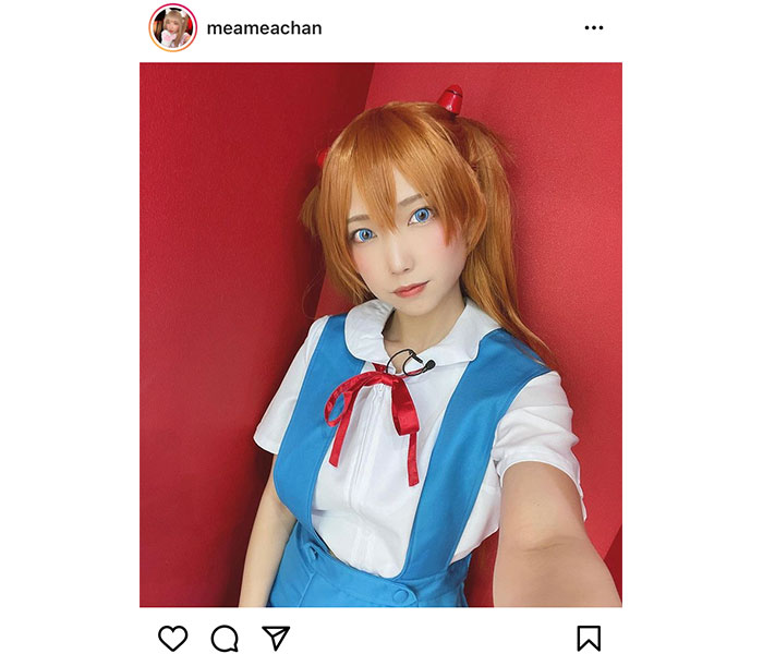 霜月めあ、完成度が高いアスカのコスプレを披露！