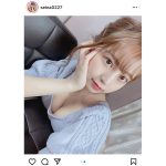 竹内星菜、美乳がチラリな自撮りショットに歓喜の声！