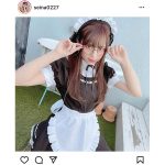 竹内星菜、丸メガネで見つめる「メイドの日」コスプレが最強すぎる！