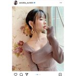上坂すみれ、鎖骨とデコルテが美麗なポートレートを披露「最高に毛深い」