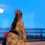 與儀ケイラ、お嬢様の雰囲気が漂う写真に反響！「どこぞのヨーロッパ美女や」