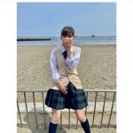 芳根京子、ポニーテールを風になびかせた制服動画を公開