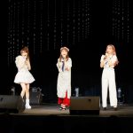 【ライブレポート】高橋愛、田中れいな、夏焼雅による新ユニット結成『およげ！たいやきくん』をカヴァー