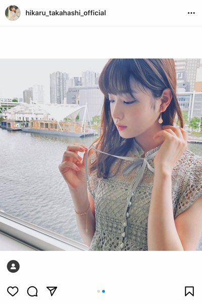 高橋ひかる、カギ編みワンピースが可愛いコーデを披露！「可愛すぎる」「天使やん」