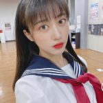 NMB48 川上千尋、セーラー服で見つめる眼差しから「目が離せない」！