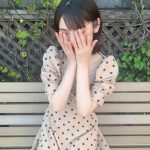 道重さゆみ、ドット柄のワンピースで放つ清涼感