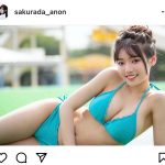 桜田愛音、透明素肌を見せつけた水色ビキニに釘付け！