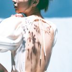 内田理央、「ar」7月号で20代ラストのお色気ショット公開