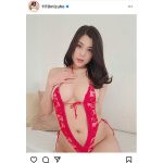 内田瑞穂、セクシー赤水着ではち切れる豊満バスト