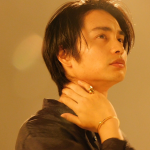 中村蒼、色気溢れるビジュアルショットにファン悶絶