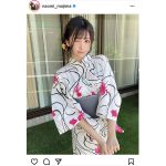 真島なおみ、金魚柄の浴衣姿でウインク