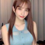 花咲れあ、ノースリーブの脇見せショットにドキドキ