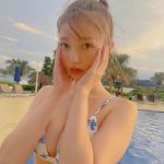 橋本萌花、神秘的なプロポーションで魅せる水着ショット