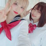 羽生ゆか＆とろろ、制服スカートから下着チラ見せ！「素晴らしい眺め」