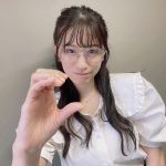 NMB48 上西怜、メガネ姿のレアショットも公開！「何しても可愛い」