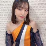 モー娘　譜久村聖、レトロな肩出しワンピのオフショットを披露！「肩出しセクシー」「色っぽいなぁ」